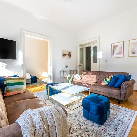 Charming 2Bedroom Old Town Apartment Prague Luaran gambar