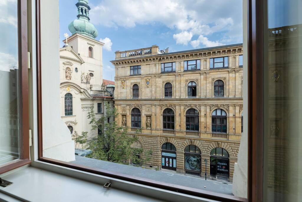 Charming 2Bedroom Old Town Apartment Prague Luaran gambar