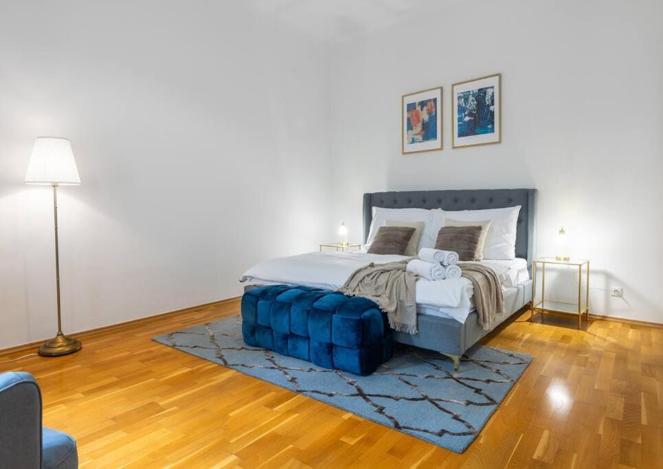 Charming 2Bedroom Old Town Apartment Prague Luaran gambar